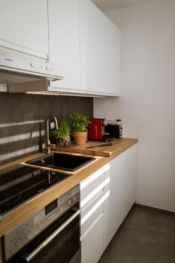 Zentrumsnahe Leipzig-Apartments, Nahe Ufz Und Bmw Inkl Parkplatz Und Fahrraeder Esterno foto